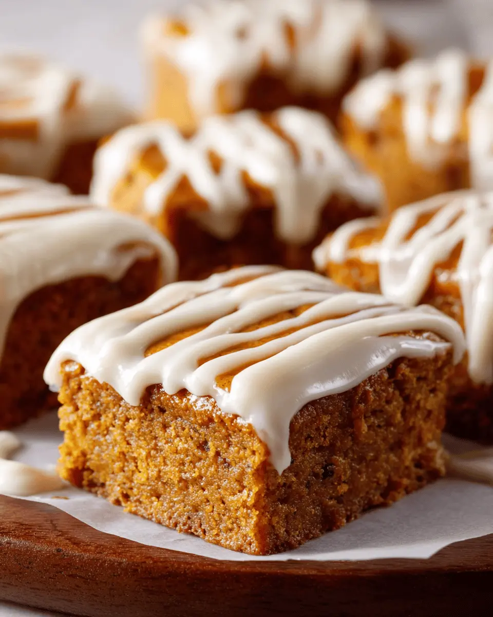 Pumpkin Bars with Pumpkin Spice Cream Cheese Drizzle Recipe
