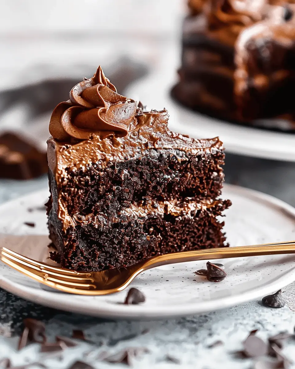 Chocolate Mayonnaise Cake: Indulgent Treat for Home Bakers
