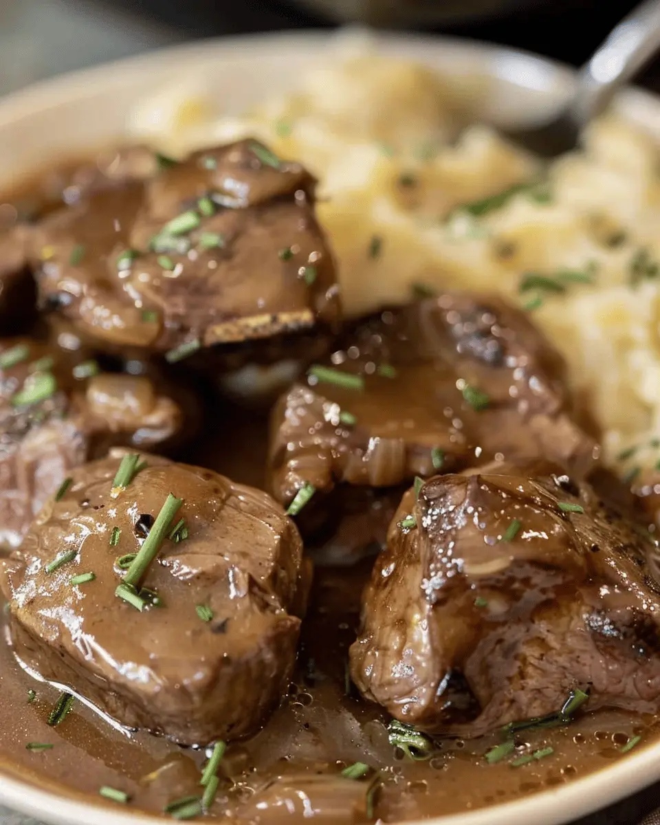 Slow Cooker Cube Steak: Juicy Comfort Food Made Easy