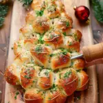 Christmas Tree Pull-Apart Bread